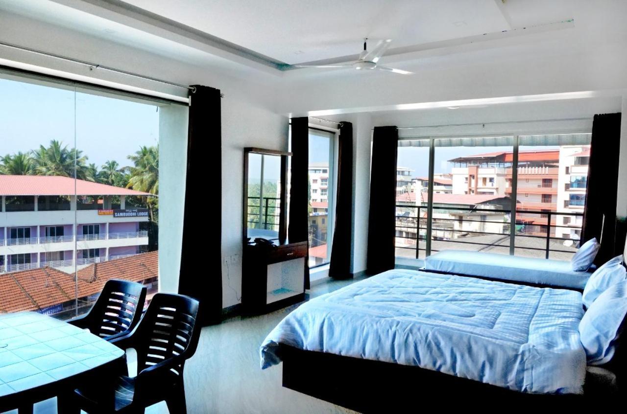 Dwarka Lodging & Boarding Mulki Luaran gambar